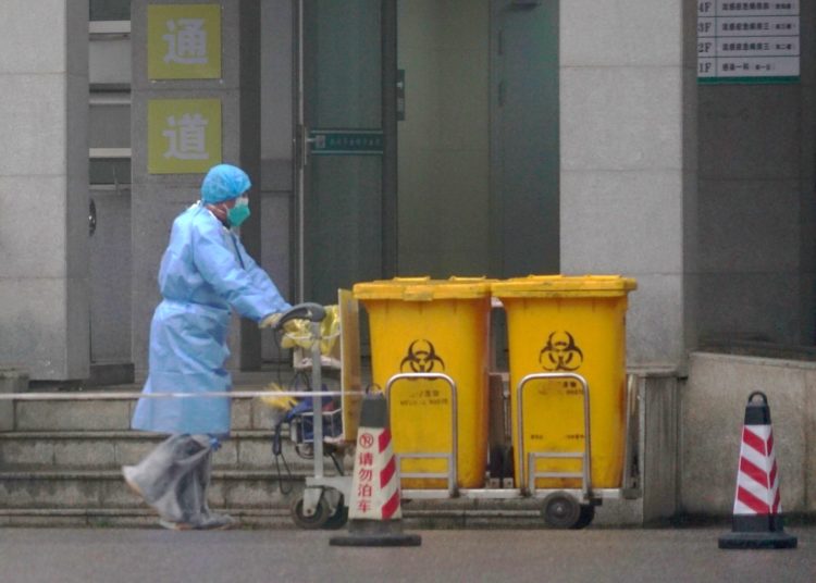 Coronavírus chega à Malásia e à Oceania