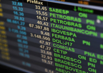 Bovespa desaba 12% e tem a maior queda diária do século 21