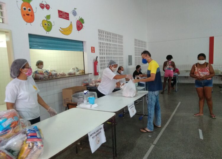 Prefeitura inicia mais uma etapa de distribuição dos kits de alimentação escolar