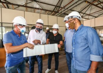 Professor Bittencourt faz visita às obras do prédio da Câmara Municipal de Aracaju