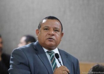 O vereador Américo de Deus, Concedeu entrevista ao Jornalista Márcio Prata, na Jubileu FM