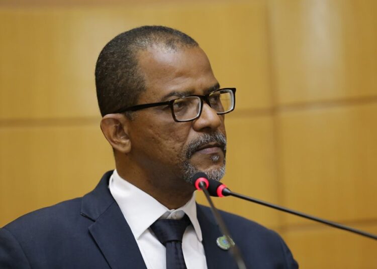 Professor Bittencourt: “A prefeitura de Aracaju e a secretaria de Educação estão de parabéns”