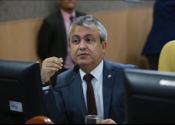 Elber pede Refis Tributário para os contribuintes de Aracaju