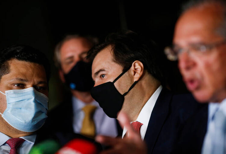 Maia manifesta insatisfação com ACM Neto e diz que DEM pode virar ‘partido da boquinha’