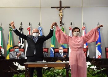 Edvaldo Nogueira é prefeito de Aracaju, reeleito no último dia 29 de novembro, com 57,86% dos votos (150.823 votos).