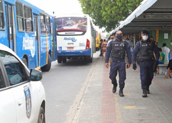 Operação Terminal Seguro reduz crimes no transporte público em Aracaju
