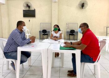 “Eu vou trabalhar para que isso aconteça”, diz Bittencourt sobre antecipação da vacina para profissionais da educação