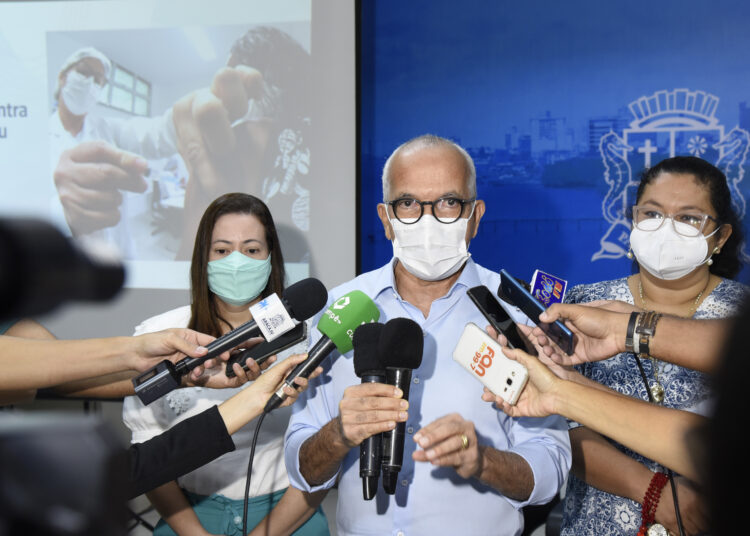 Vacinação de idosos acima de 90 anos em Aracaju começa nesta quarta-feira, dia 10