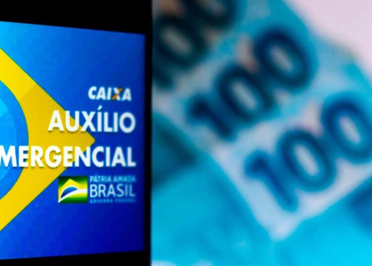 Auxílio Emergencial: Câmara e Senado têm 4 projetos protocolados