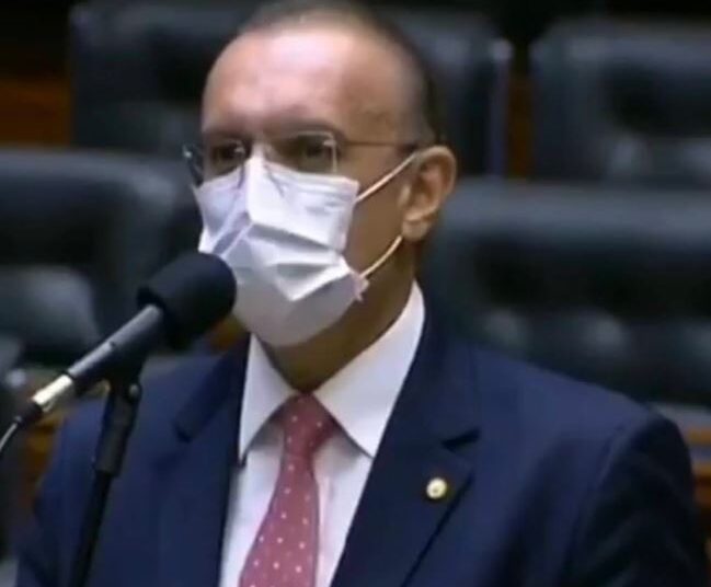 Fábio Henrique apresenta emenda para aumentar o auxílio emergencial