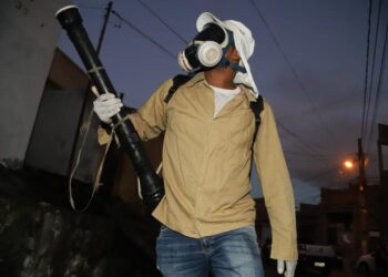 Prefeitura intensifica ações de combate ao Aedes em cinco bairros da capital