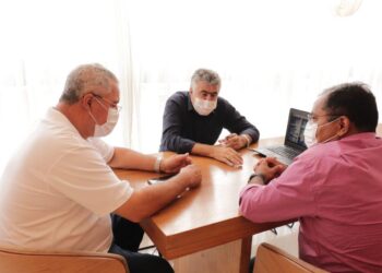 Frente Nacional dos Prefeitos institui oficialmente Consórcio Nacional de Vacinas das cidades brasileiras