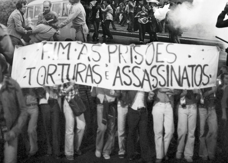 57 anos do golpe: “Revelar essa página da nossa história e lutar para serem punidos todos que mataram e torturaram é uma dívida histórica”, diz João Daniel