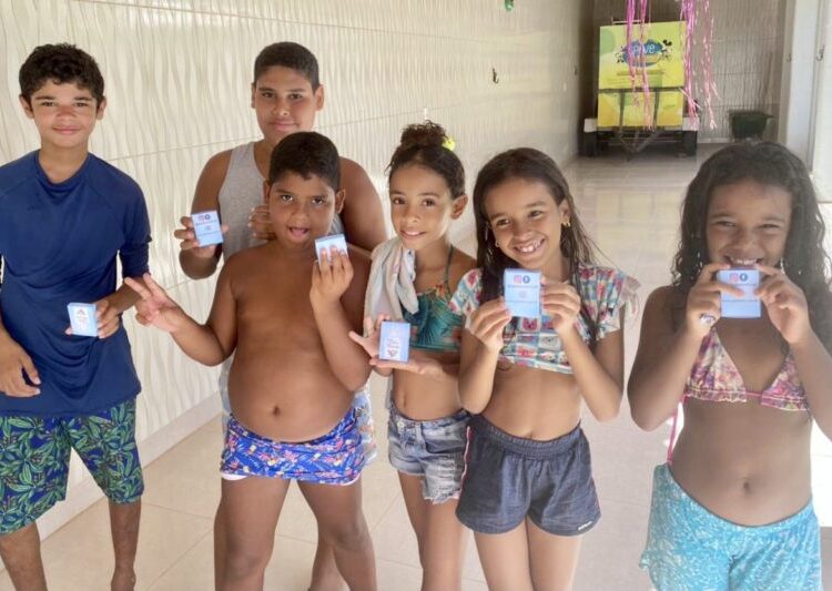 Geração do Bem celebra páscoa com doação de chocolates