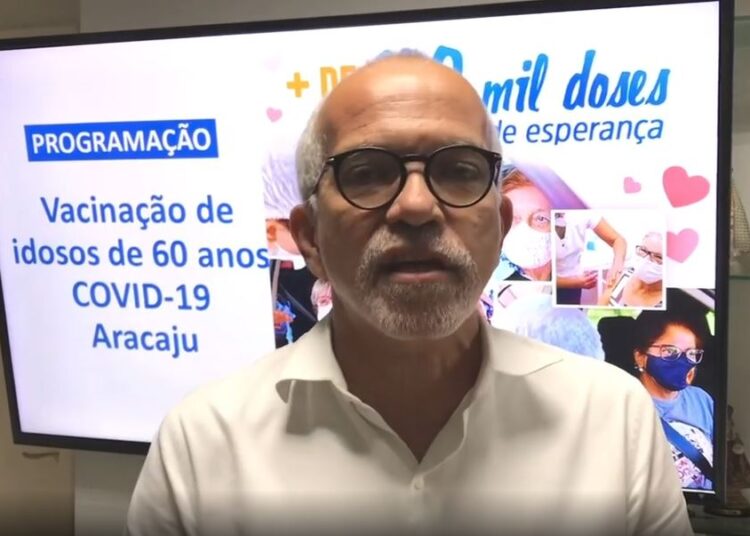 Aracaju inicia vacinação dos idosos de 60 anos neste domingo