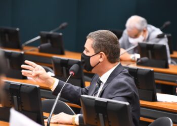 Câmara dos Deputados debate Projeto de Lei 399/15 que autoriza o uso da cannabis medicinal