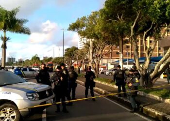 “Foi assim que a polícia do Belivaldo invadiu a Ocupação em Aracaju”, afirma pessoa em vídeo