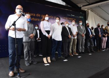 Prefeito e ministro do Desenvolvimento Regional anunciam R$ 80 milhões de investimentos para Aracaju