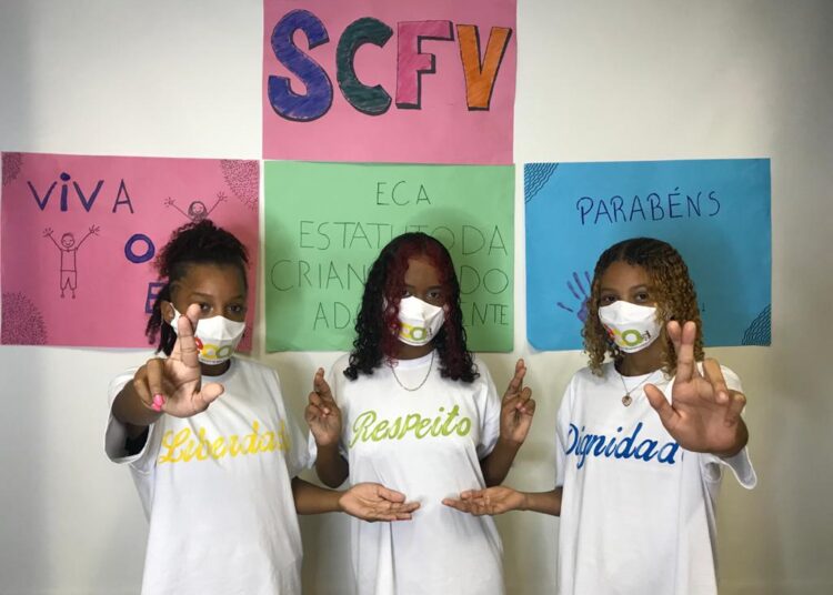 Crianças e adolescentes assistadas pelo Município participam de projeto alusivo aos 31 anos do ECA