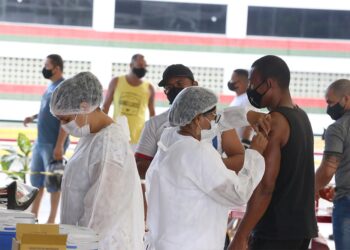 Aracaju já vacinou mais de 60% da população adulta contra covid
