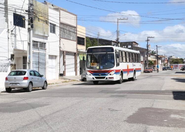 Mudança na Nestor Sampaio amplia circulação de linhas de ônibus na região