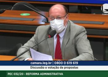 “O principal prejudicado com a aprovação da PEC 32 é o povo brasileiro”, afirma João Daniel