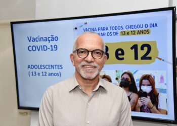Aracaju vacinará adolescentes de 12 e 13 anos contra a covid-19