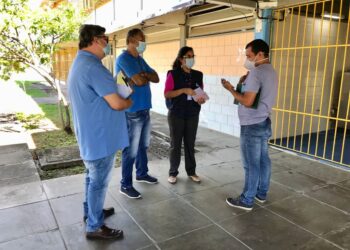 Prefeitura segue fiscalizando cumprimento de normas sanitárias em escolas municipais