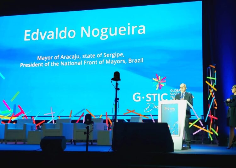 Em Dubai, Edvaldo defende protagonismo das cidades no enfrentamento à pandemia