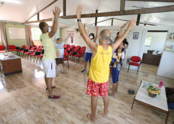 Prefeitura promove mais uma aula de oficina de teatro no Santa Maria