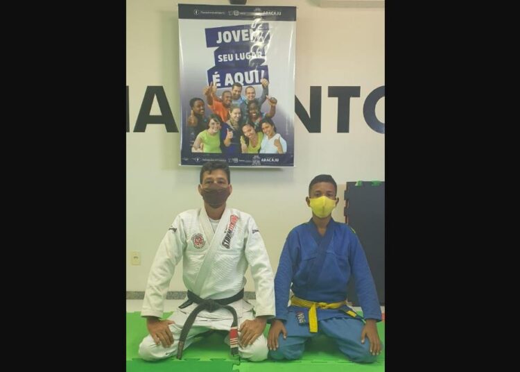 Prefeitura oferta aulas de jiu-jitsu no Anexo Administrativo da Juventude