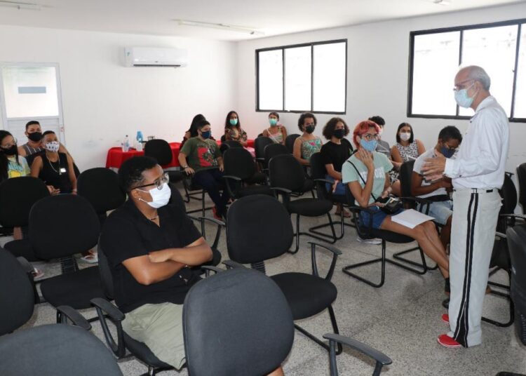 Prefeitura atua pela garantia da retificação de nome e gênero à população trans