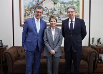 COM A MINISTRA DA AGRICULTURA