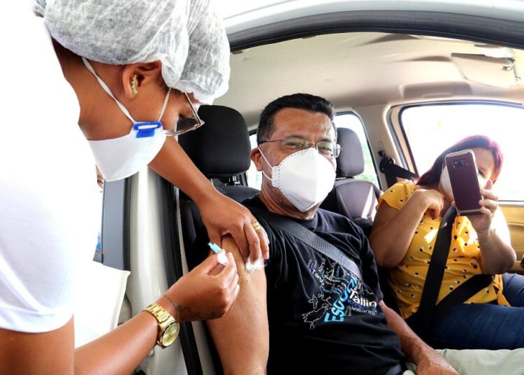 Vacinados fora de Aracaju não precisam de cadastro para completar esquema vacinal