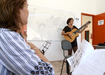 Escola de Artes da Prefeitura oferece mais de 40 cursos básicos e oficinas livres