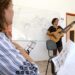 Escola de Artes da Prefeitura oferece mais de 40 cursos básicos e oficinas livres