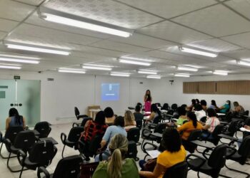 Prefeitura capacita profissionais da Saúde sobre fluxograma da pessoa idosa