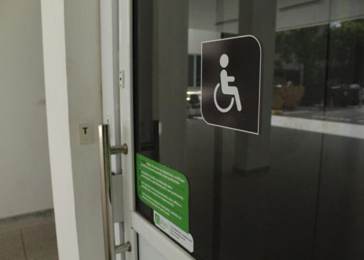 Sede administrativa da Emurb é adaptada para cumprimento de normas de acessibilidade