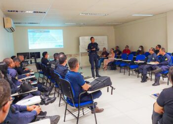 Patrulha Maria da Penha participa de formação de guardas de outros municípios