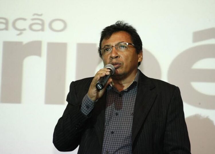 “Governo formata projeto que beneficiará profissionais da educação com 14° salário”, revela Givaldo Ricardo