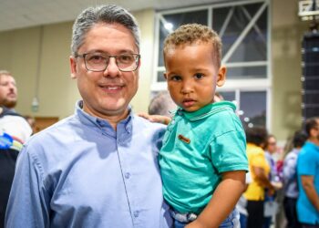 Sancionada emenda de Alessandro Vieira que garante R$ 5,8 bi para adequação do Benefício da Primeira Infância