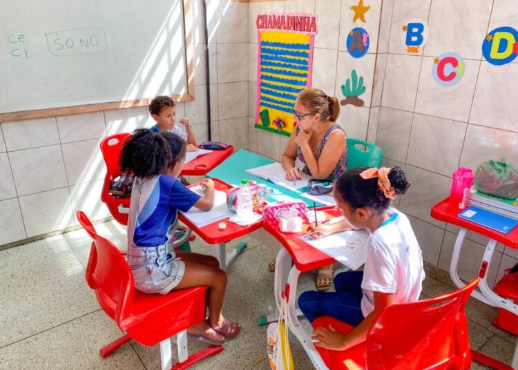 Semed conclui reforço escolar para alunos da rede