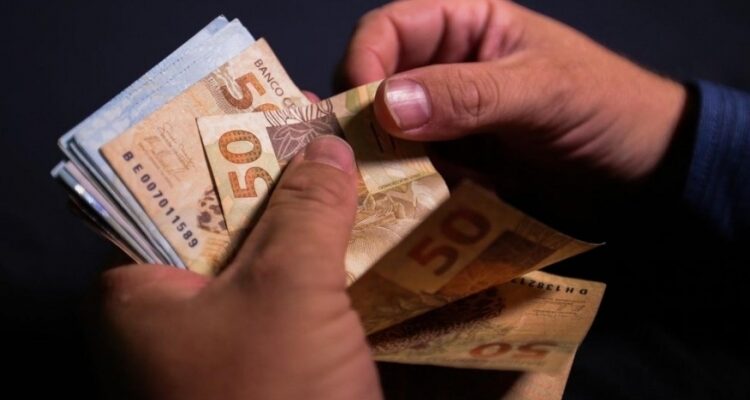 Governo do Estado inicia pagamento da folha de setembro na quarta-feira, 28Recebem nesta data aposentados e pensionistas do Estado