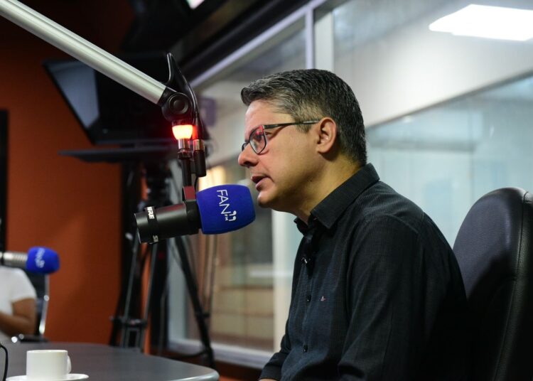 Adesão do senador Alessandro vieira, decidirá a eleição para governador.