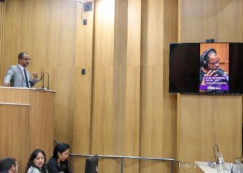 “A população negra é a mais atingida por problemas sociais diversos”, destaca Professor Bittencourt