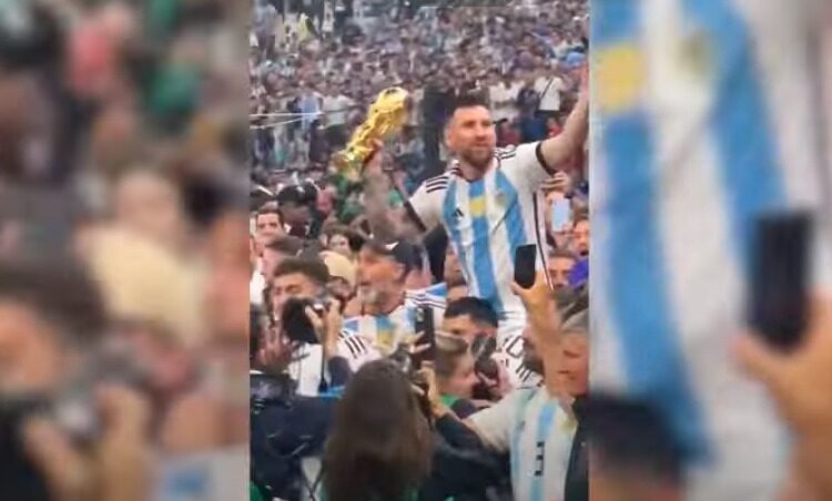Argentina conquista o tricampeonato mundial e consagra Lionel Messi