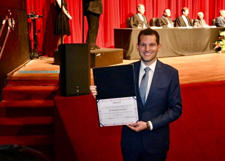 Neto Batalha é diplomado e promete política transparente na Alese