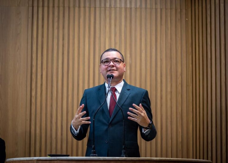 Eduardo Lima tem PL que cria Semana de Conscientização contra à Erotização Infantil aprovado em 1° discussão