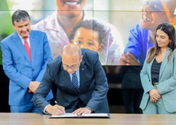 Parceria entre governo e CNT vai capacitar 1,5 milhão de motoristas