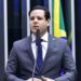 Viagens de Lula custam mais do que prevenção a desastres. “Ele virou as costas para os brasileiros”, aponta Rodrigo Valadares